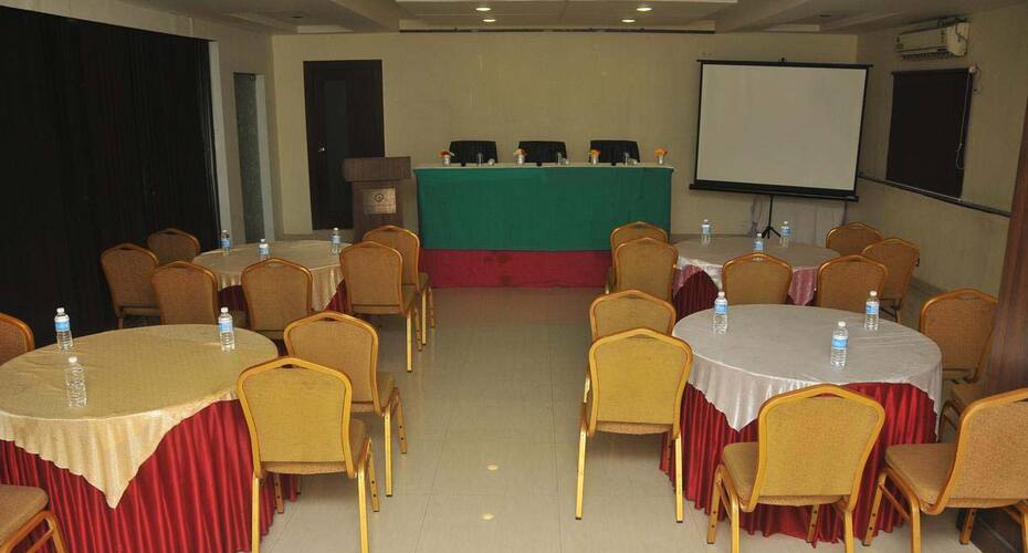 Hotel Central Park, Ongole 5